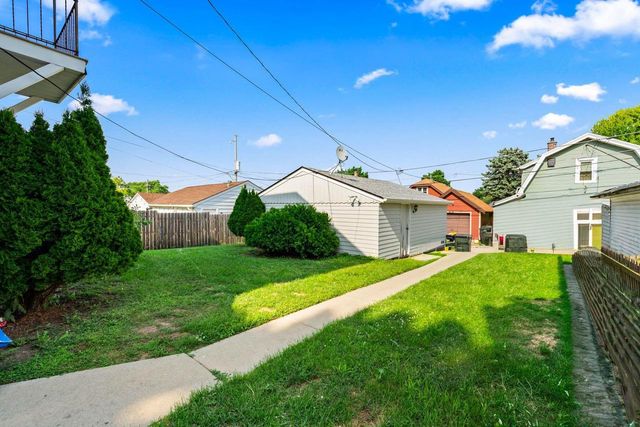 2164 S 64th STREET #2166, West Allis, WI 53219
