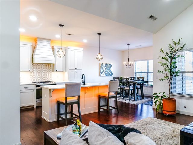 820 Bob Glen Circle, Centerton, AR 72719