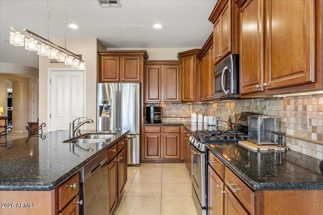 292 S San Luis Rey Trail, Casa Grande, AZ 85194