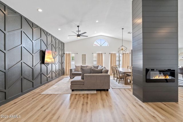 5426 E Sandra Ter Terrace, Scottsdale, AZ 85254