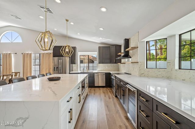 5426 E Sandra Ter Terrace, Scottsdale, AZ 85254