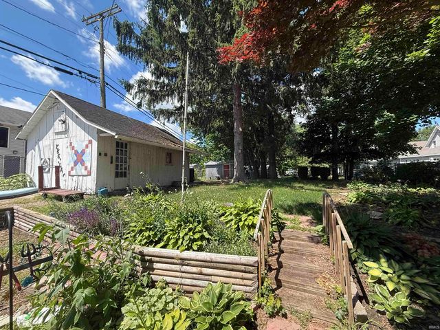 206 S Mountain, Lagrange, IN 46761