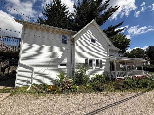 206 S Mountain, Lagrange, IN 46761