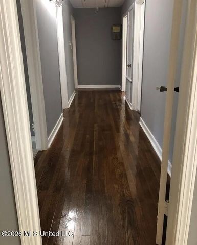 5324 Jamaica Drive, Jackson, MS 39211