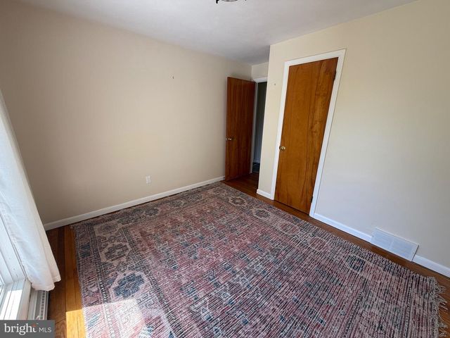 1239 YORK RD, Mechanicsburg, PA 17055