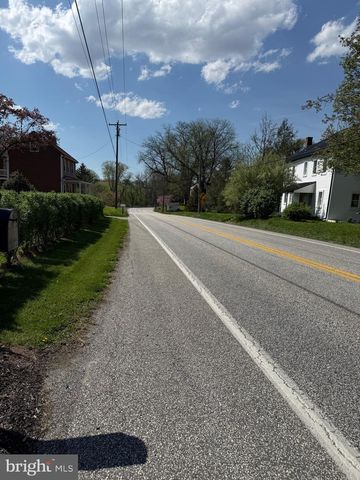 1239 YORK RD, Mechanicsburg, PA 17055