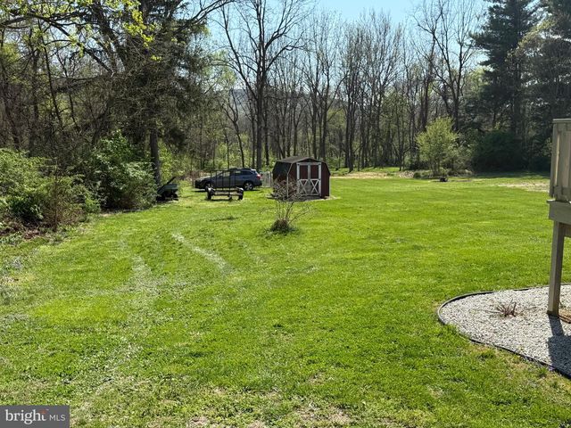 1239 YORK RD, Mechanicsburg, PA 17055