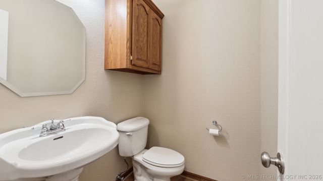 1805 College Park Road, Claremore, OK 74017