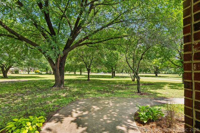 1805 College Park Road, Claremore, OK 74017