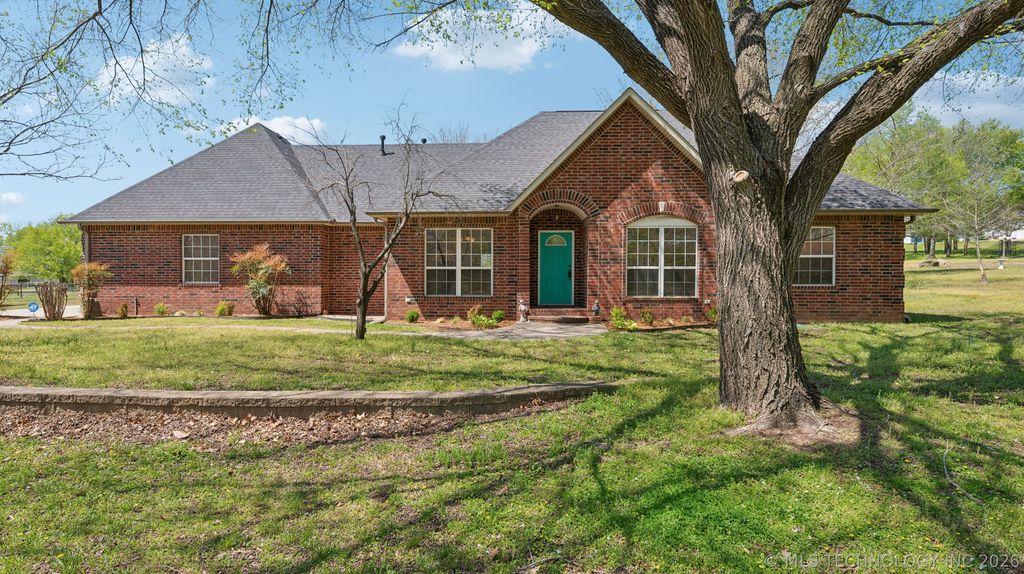 1805 College Park Road, Claremore, OK 74017