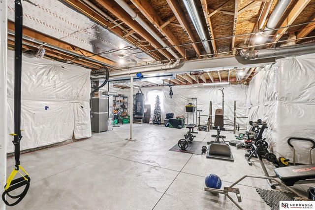 8539 N 169th Street, Bennington, NE 68007