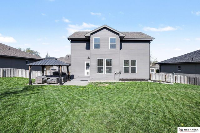 8539 N 169th Street, Bennington, NE 68007