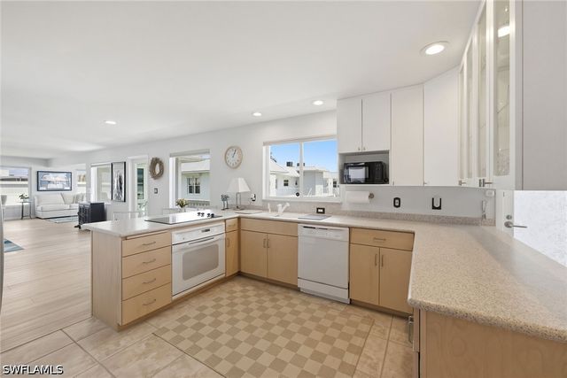 1100 8th AVE S 328H, Naples, FL 34102
