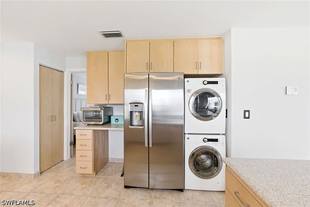 1100 8th AVE S 328H, Naples, FL 34102
