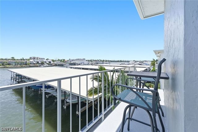 1100 8th AVE S 328H, Naples, FL 34102