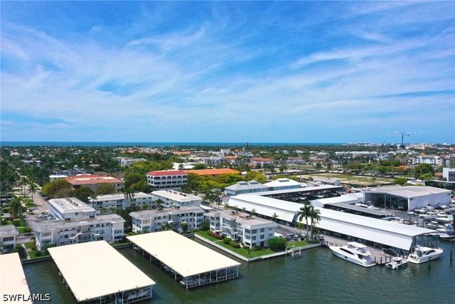 1100 8th AVE S 328H, Naples, FL 34102