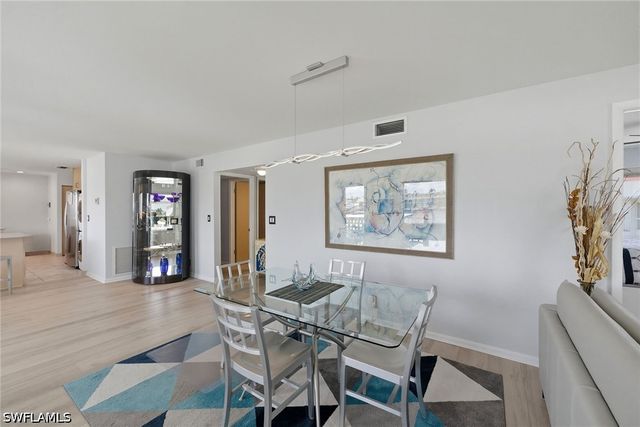 1100 8th AVE S 328H, Naples, FL 34102