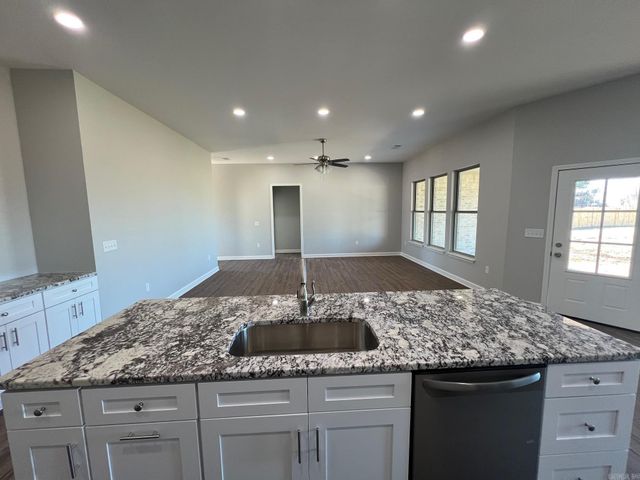 19 Country Meadows, Vilonia, AR 72173