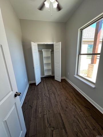 19 Country Meadows, Vilonia, AR 72173