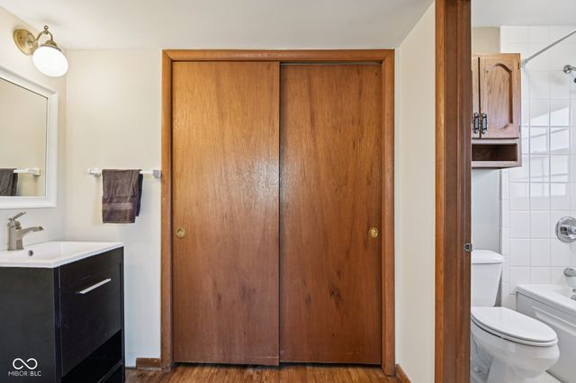 2245 S Clark Road, Shelbyville, IN 46176