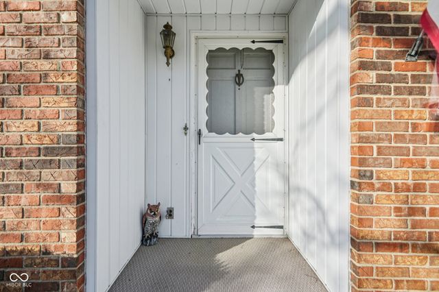 2245 S Clark Road, Shelbyville, IN 46176