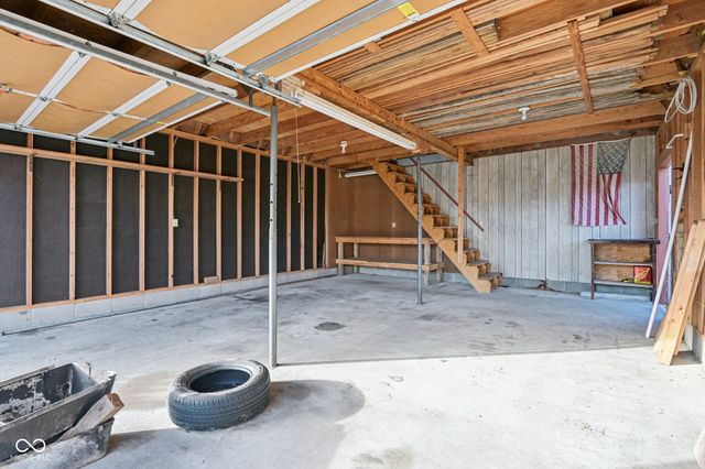 2245 S Clark Road, Shelbyville, IN 46176