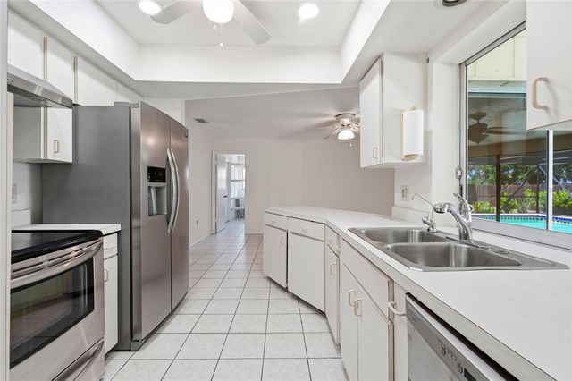 290 MOUNT VERNON DRIVE, Venice, FL 34293
