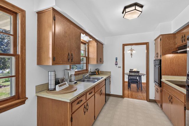 7538 Carmen Avenue, Inver Grove Heights, MN 55076