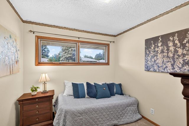 7538 Carmen Avenue, Inver Grove Heights, MN 55076