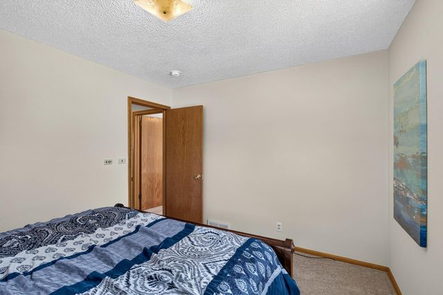 7538 Carmen Avenue, Inver Grove Heights, MN 55076