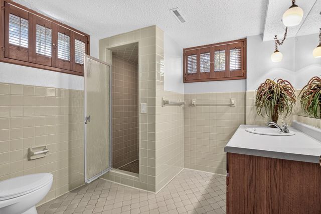 7538 Carmen Avenue, Inver Grove Heights, MN 55076