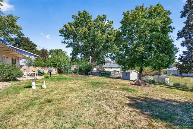 7538 Carmen Avenue, Inver Grove Heights, MN 55076