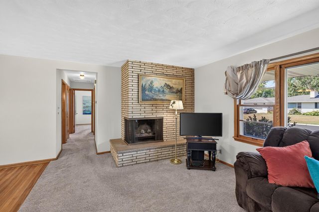 7538 Carmen Avenue, Inver Grove Heights, MN 55076
