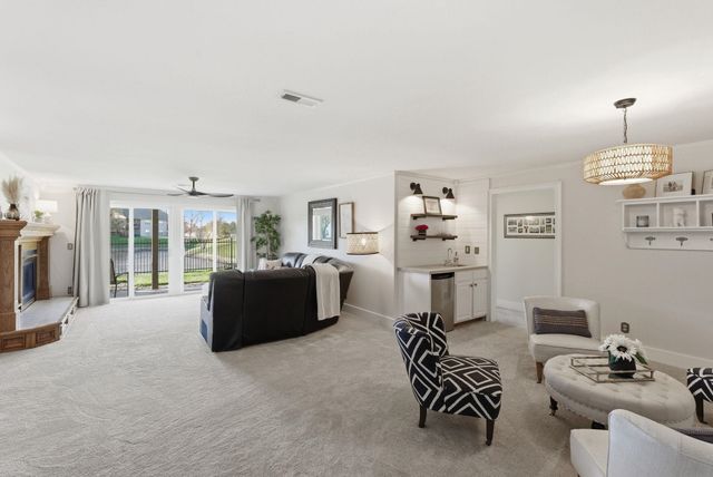 2377 N Lighthouse Cv, Wichita, KS 67205