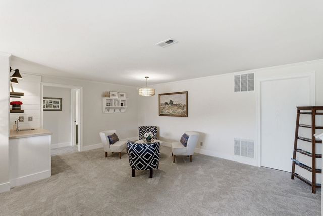 2377 N Lighthouse Cv, Wichita, KS 67205