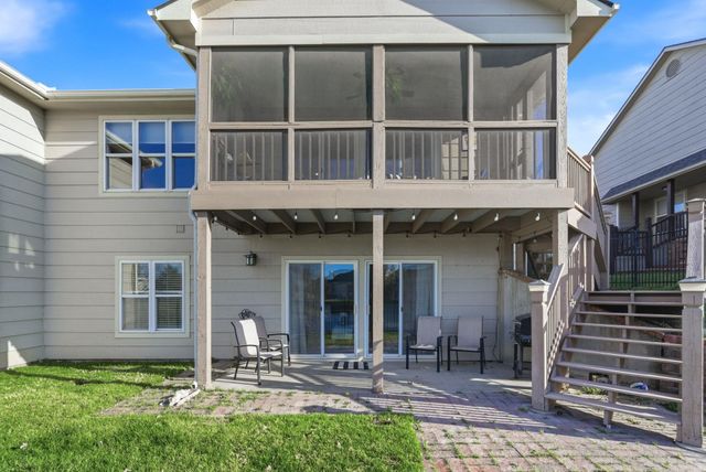 2377 N Lighthouse Cv, Wichita, KS 67205