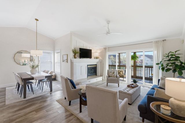 2377 N Lighthouse Cv, Wichita, KS 67205