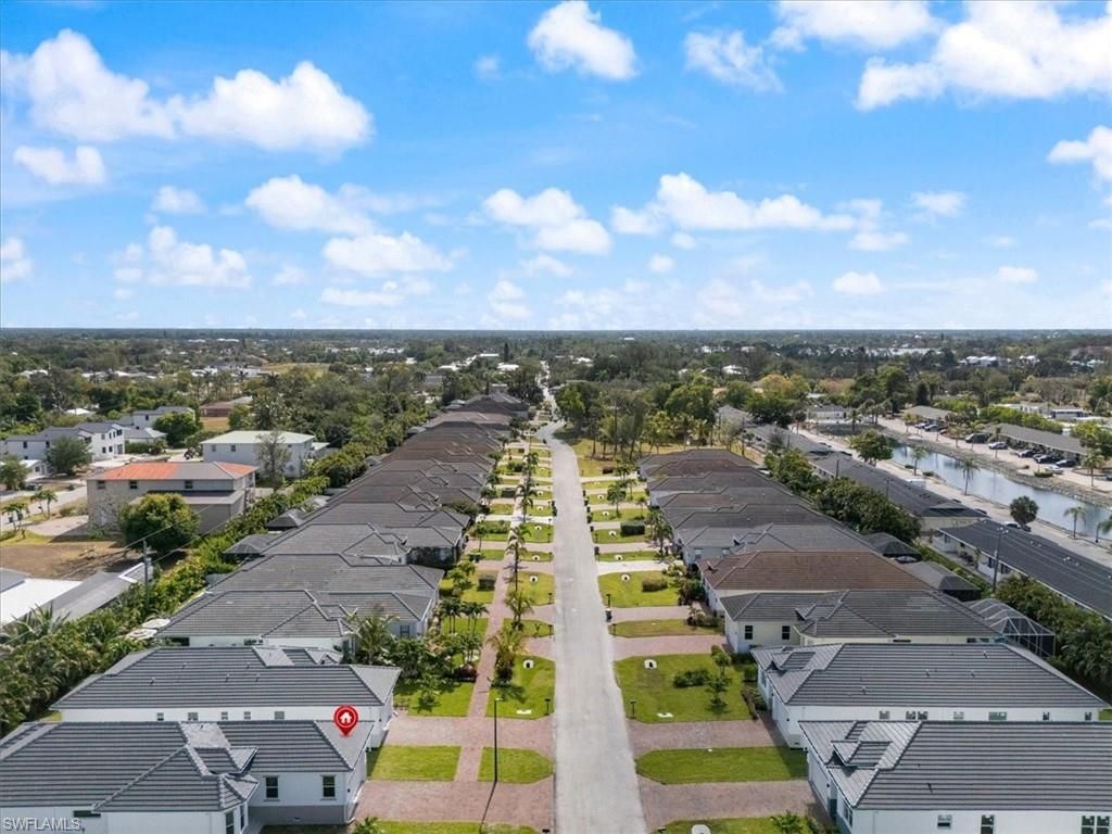 2537 Linda DR, NAPLES, FL 34112 — photo 2