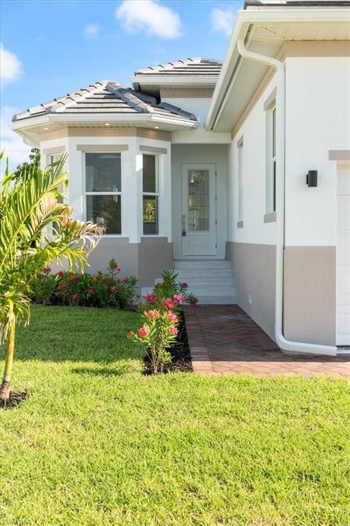 2537 Linda DR, NAPLES, FL 34112 — photo 5