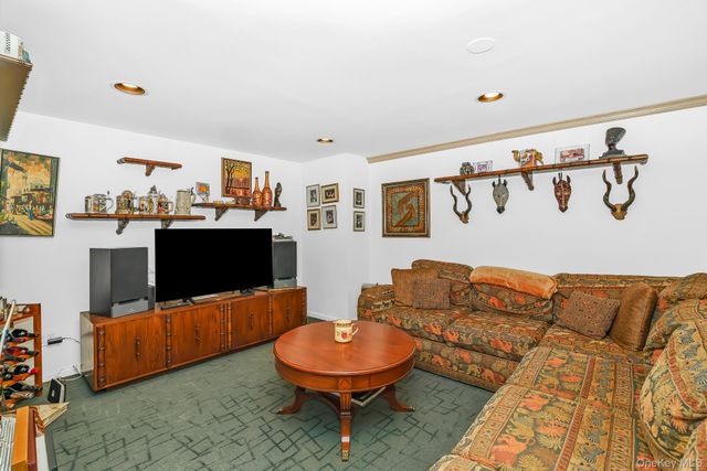 140 Atlantic Avenue 405, Oceanside, NY 11572
