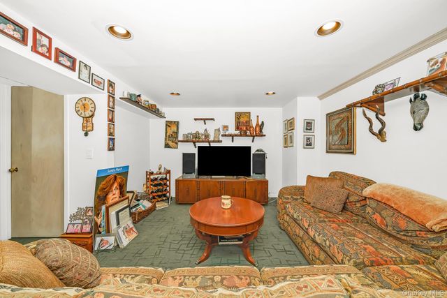 140 Atlantic Avenue 405, Oceanside, NY 11572