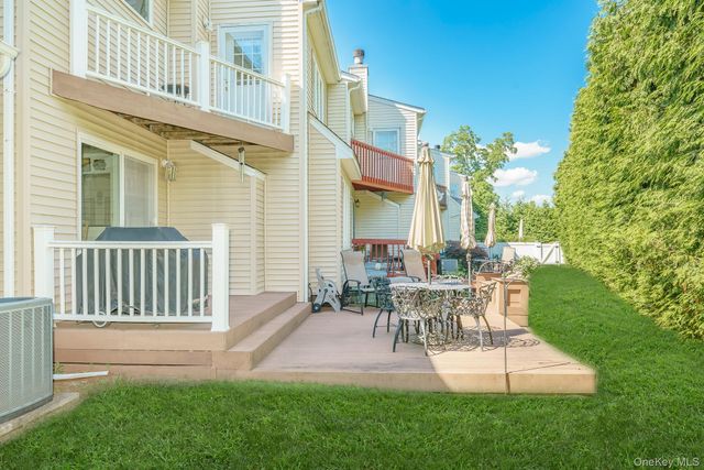 140 Atlantic Avenue 405, Oceanside, NY 11572