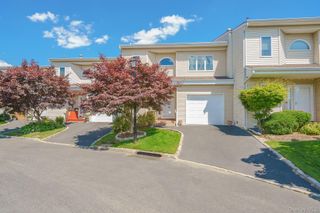 140 Atlantic Avenue 405, Oceanside, NY 11572
