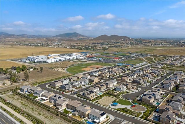 32084 Richardson St., Menifee, CA 92584