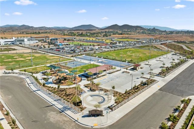 32084 Richardson St., Menifee, CA 92584
