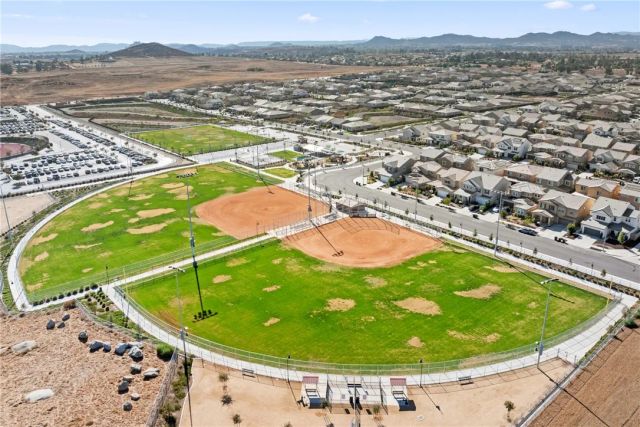 32084 Richardson St., Menifee, CA 92584