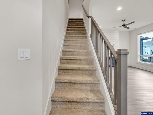 1956 SW 53rd St, Corvallis, OR 97333