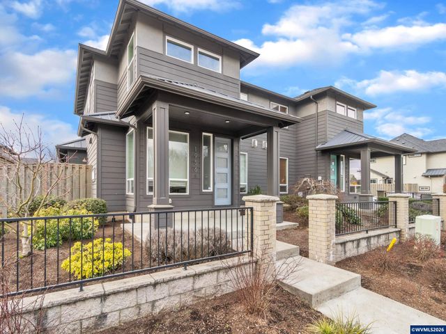 1956 SW 53rd St, Corvallis, OR 97333