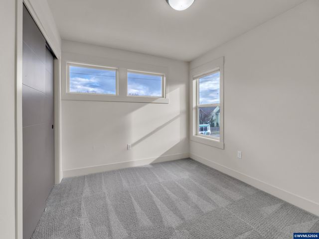 1956 SW 53rd St, Corvallis, OR 97333