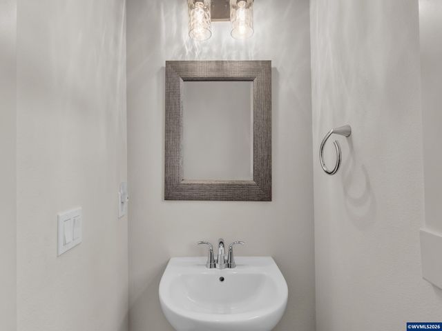 1956 SW 53rd St, Corvallis, OR 97333